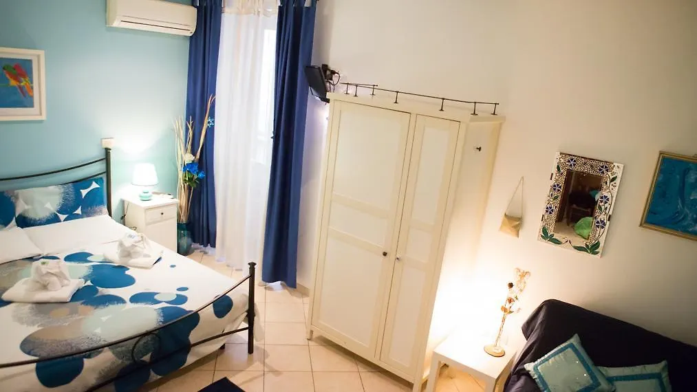 Bed and Breakfast Strawberry House Bed & Breakfast à Rome Maison d'hôtes